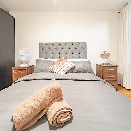 Modern Flat In Prime Location Near Shoreditch & Brick Lane 伦敦 外观 照片